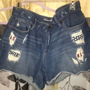 Faded glory Distressed shorts size 14